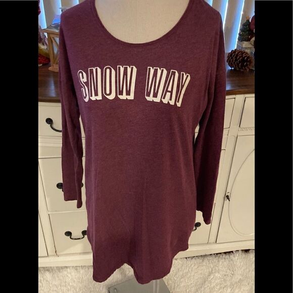 Victoria’s Secret “SNOW WAY” Long Sleeve Graphic Tee XS Holiday Winter Top - Picture 4 of 10